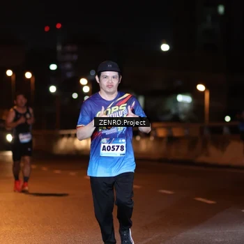 Runner Photo 9143466