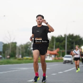 Runner Photo 9143511