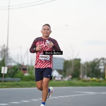 Runner Photo 9143512
