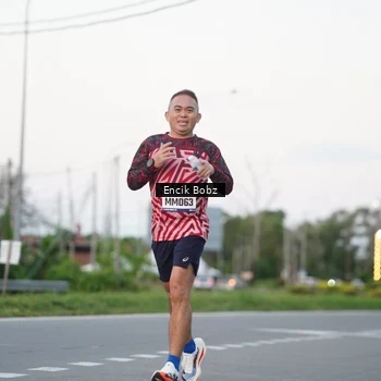 Runner Photo 9143515