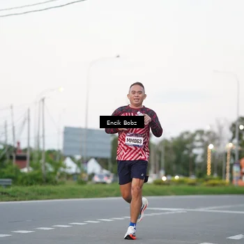 Runner Photo 9143524