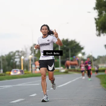 Runner Photo 9143576