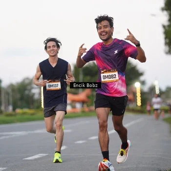 Runner Photo 9143634