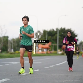 Runner Photo 9143667