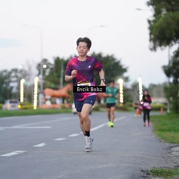 Runner Photo 9143697