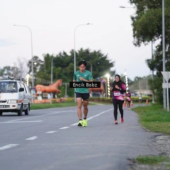 Runner Photo 9143698