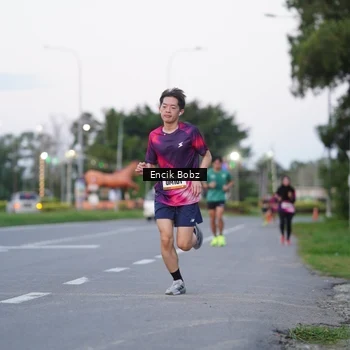 Runner Photo 9143699
