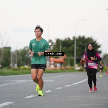 Runner Photo 9143706