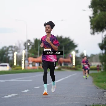 Runner Photo 9143709