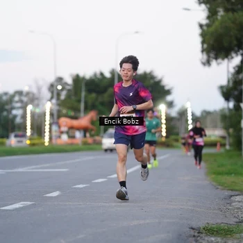 Runner Photo 9143718