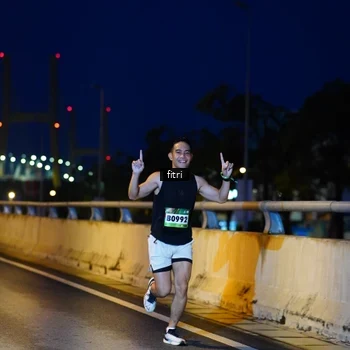 Runner Photo 9143725