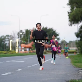 Runner Photo 9143769