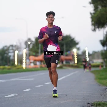 Runner Photo 9143773