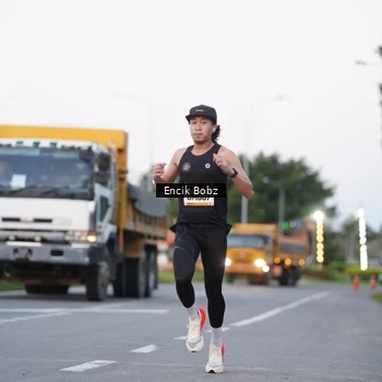 Runner Photo 9143781