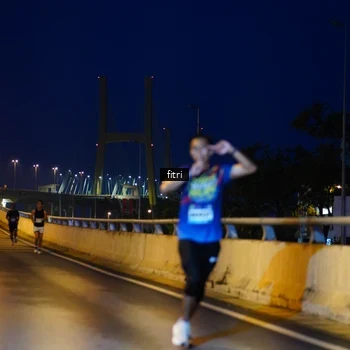 Runner Photo 9143815