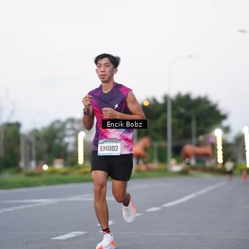 Runner Photo 9143817