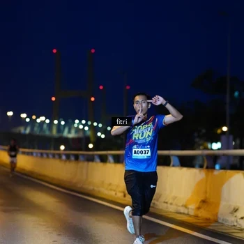 Runner Photo 9143818