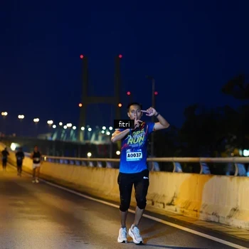 Runner Photo 9143850