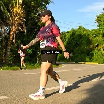 Runner Photo 9143855