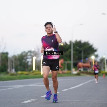 Runner Photo 9143871