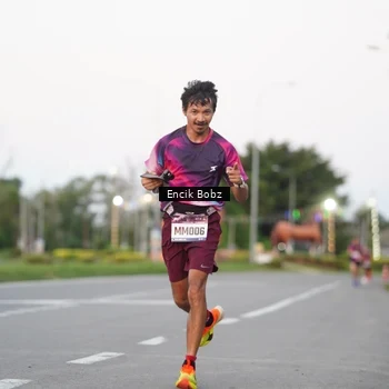 Runner Photo 9143909