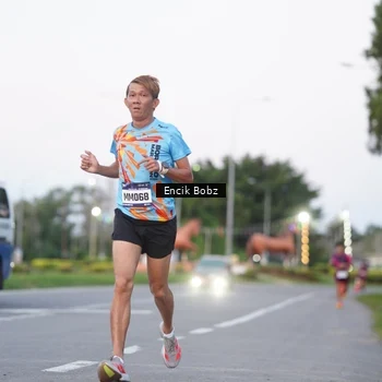 Runner Photo 9143929