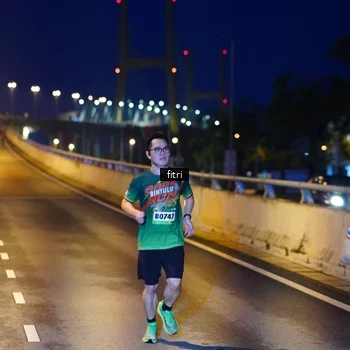 Runner Photo 9143939