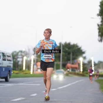 Runner Photo 9143943