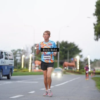 Runner Photo 9143955