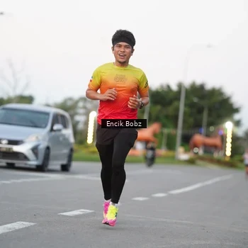 Runner Photo 9143963
