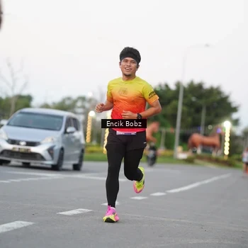 Runner Photo 9143964