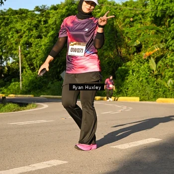 Runner Photo 9143995