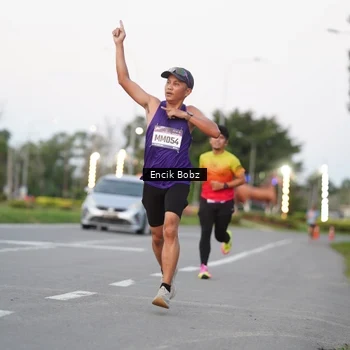 Runner Photo 9143997