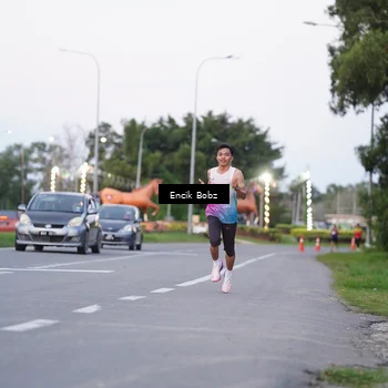 Runner Photo 9144067