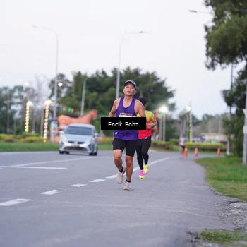 Runner Photo 9144080