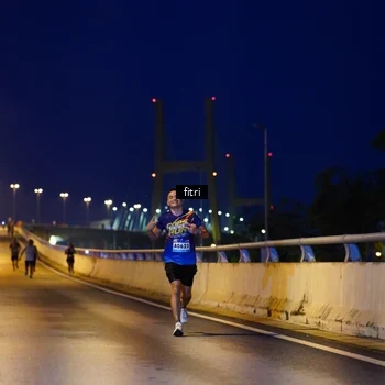 Runner Photo 9144203