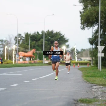 Runner Photo 9144237