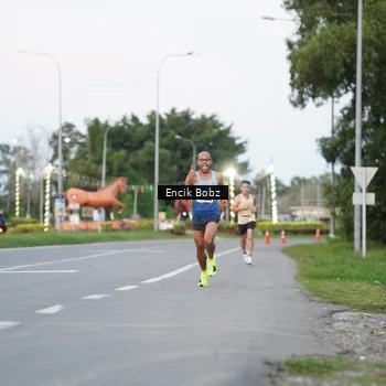 Runner Photo 9144245