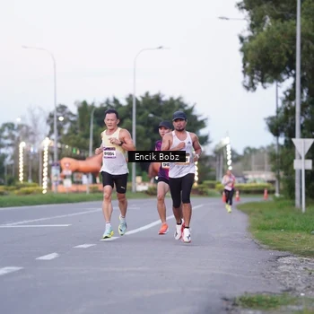 Runner Photo 9144314