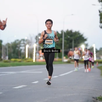Runner Photo 9144317