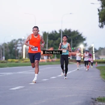 Runner Photo 9144324