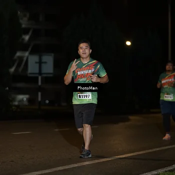 Runner Photo 9144398