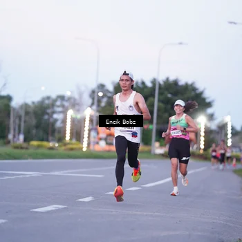 Runner Photo 9144635