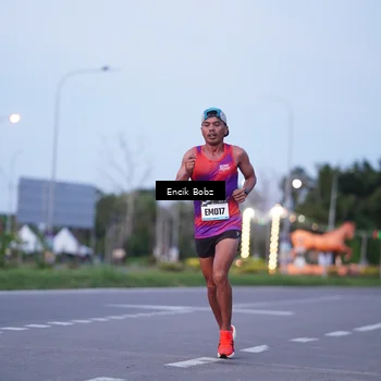 Runner Photo 9144815