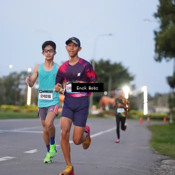 Runner Photo 9144890
