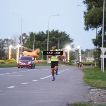 Runner Photo 9144932