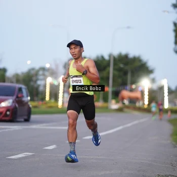 Runner Photo 9144939