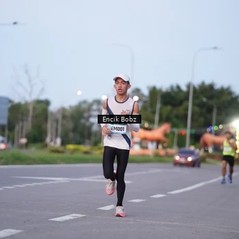 Runner Photo 9144942