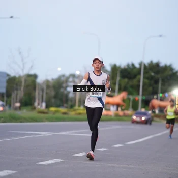 Runner Photo 9144943