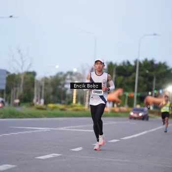 Runner Photo 9144952